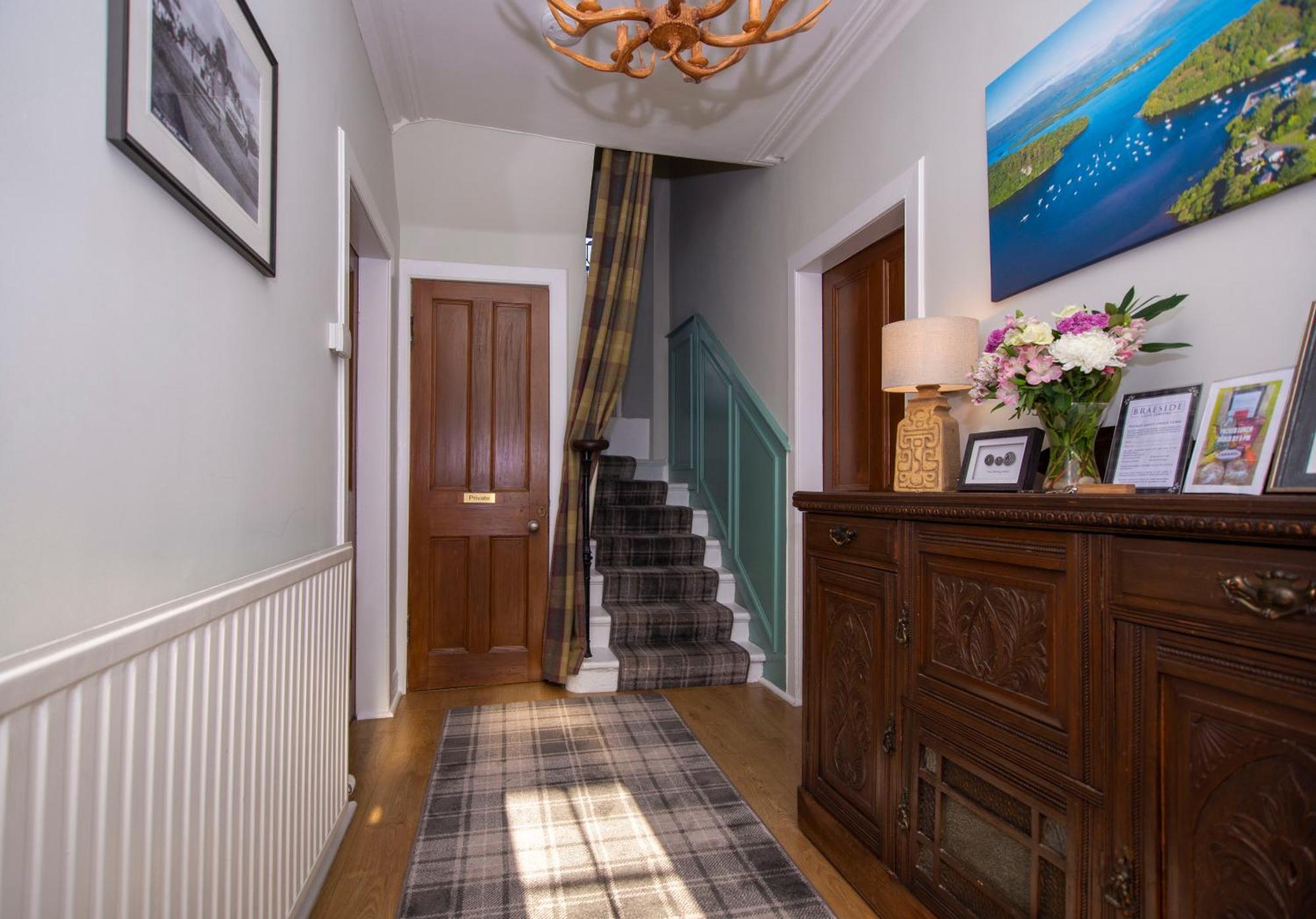 Braeside Guest House, Loch Lomond ドライメン エクステリア 写真